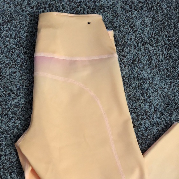 Nike Womens M reversible running leggings- super buttery material! - Picture 5 of 5